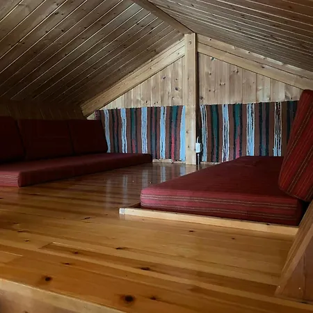 70s Architectural With Views In Feriehus